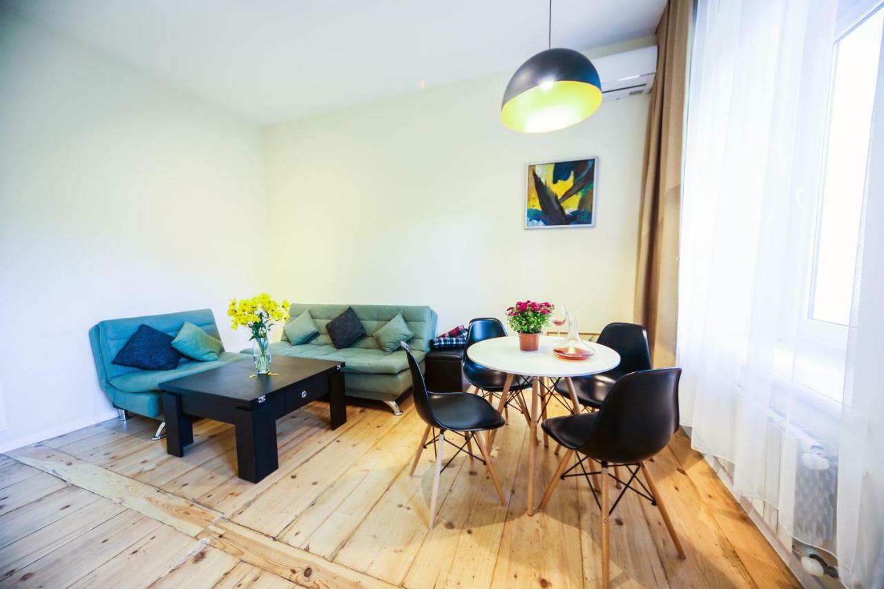 Parajhouse Apartment Tbilisi Exterior photo